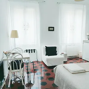  Guest house Lucretia House Italy